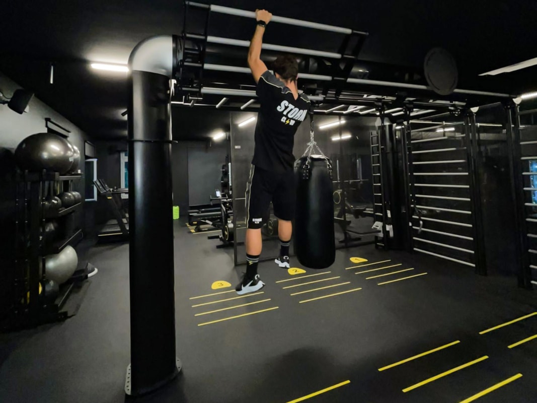 Storm-Club-Monza-Fitness-Boutique-Outrace-Turnhalle-Studio-Persönliches-Training-Federung-Training-Sidea-t5