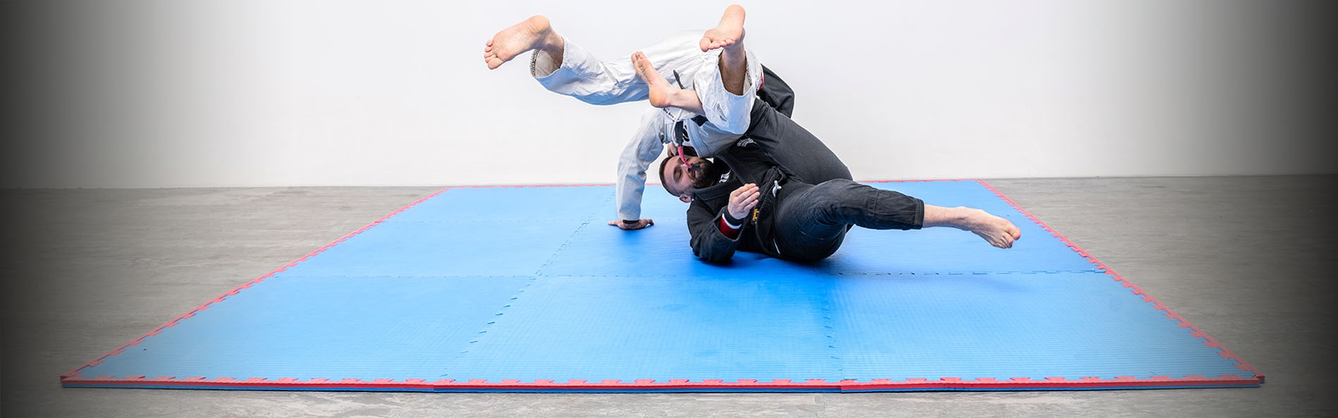 9205 Tatami Eva 2 cm - Red-Blue